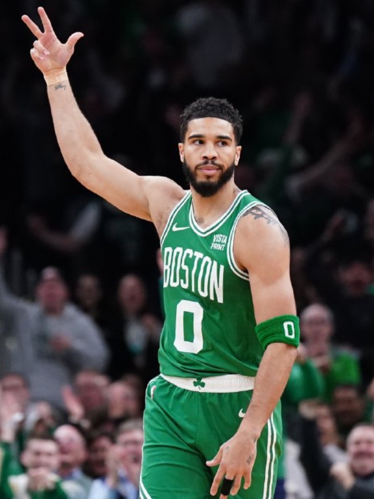 九游体育赛地聚焦：NBA季后赛关键时刻热度飙升，波士顿凯尔特人复出首秀，球迷炸锅，球队文化再被提及的简单介绍